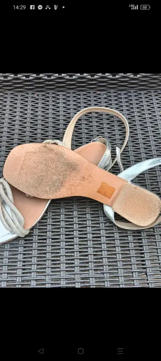 Sandálias de Verão Prateadas com Brilhos