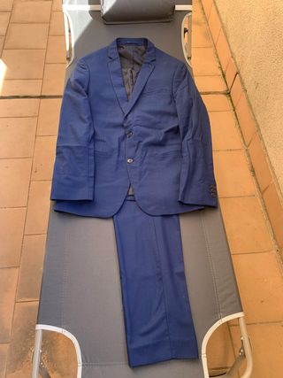 Traje Zara azul