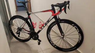 Bicicleta Cube Attain GTC