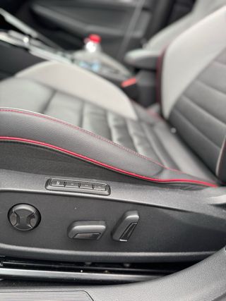 Volkswagen Golf 2025