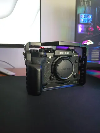 Cage/Grip for Fujifilm XT3/XT2