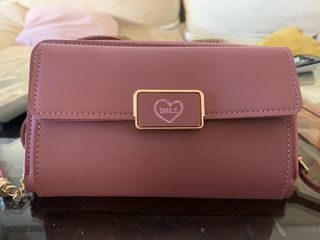 Bolso rosa con detalle de corazón y Smile