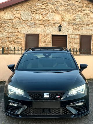 Seat León Cupra ST 300 Black Carbon Nacional