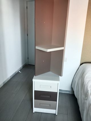 Mesita de noche + estantería