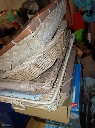 Cestini in vimini e bambù