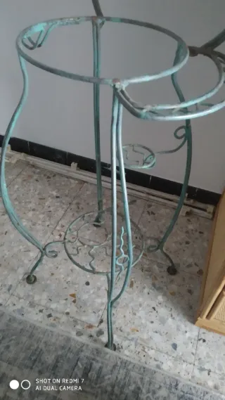 Palanganero forja verde para restaurar