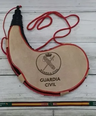 OFERTA. BOTA CURVA SERRAJE 1L GC + REGALO PULSERA