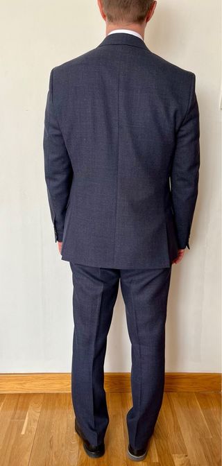 Traje Cacharel Azul Oscuro Talla 52.