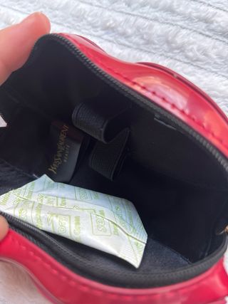 Neceser YSL labios rojo