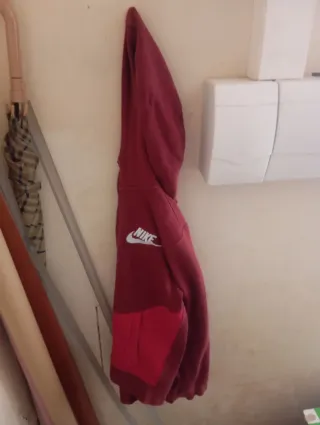 Chaqueta Nike granate mujer