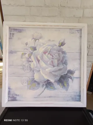 Cuadro decorativo rosa y blanco