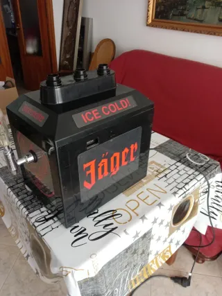 Dispensador Jägermeister