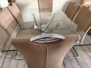 Mesa de cristal con 6 sillas