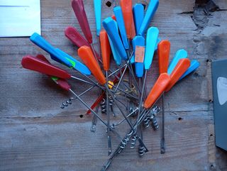 Desenebradores de Anzuelo