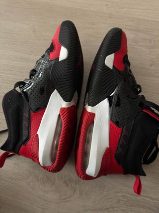 Jordan Stay Loyal 2 Negro/Rojo