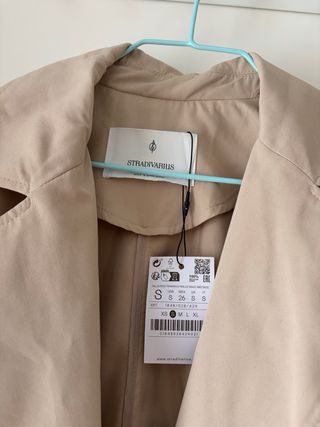 Gabardina Beige Stradivarius