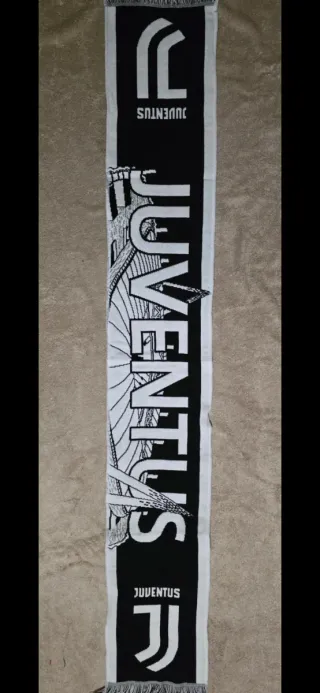 Cachecol Juventus Preto e Branco