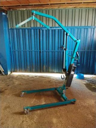 Grúa de personas enfermas con sus complementos