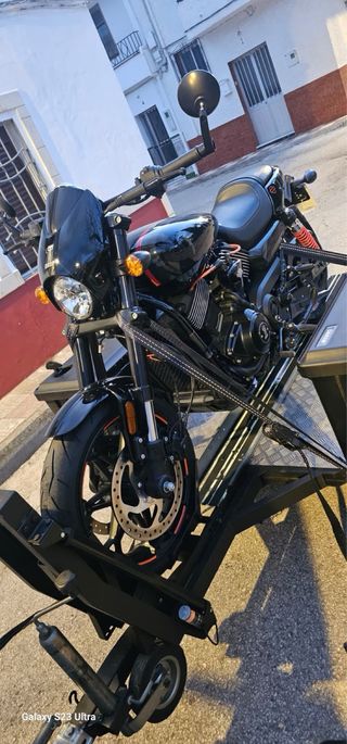 Harley Davidson Street Rod Negra 2020 en garantia.