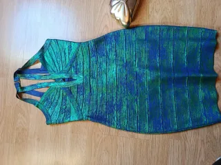 Vestido corto azul y verde