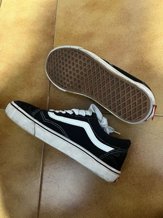 Vans Old Skool Clásicas Negras y Blancas