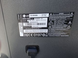 Smart TV LG 32LB580B WiFi HDMI Diseño Metálico