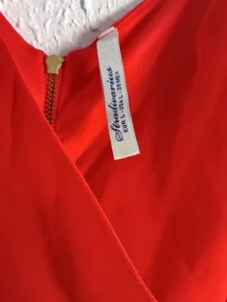 Vestido Rojo Stradivarius Talla L