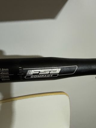 Manillar de cuernos para bicicleta