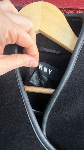 Abrigo DKNY Lana Negro