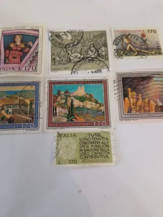 7 francobolli italiani 1977