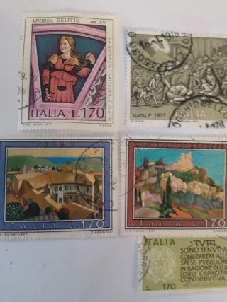 7 francobolli italiani 1977