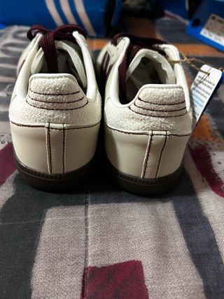 Zapatillas Adidas Beige y Marrón Mujer