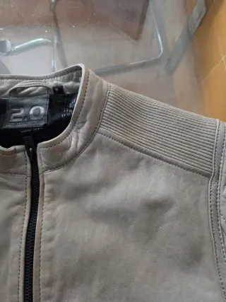 Chaqueta de piel gris hombre