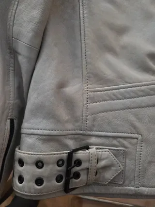 Chaqueta de piel gris hombre