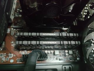 Ryzen 5 3600 + RTX 2060 6GB | 16GB RAM | Leer