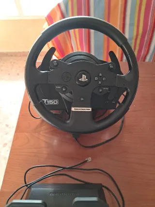 Volante Thrustmaster T150 + Pedales PS4
