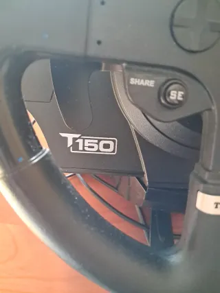 Volante Thrustmaster T150 + Pedales PS4