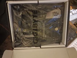 Placa Base Gigabyte Aorus Elite A520