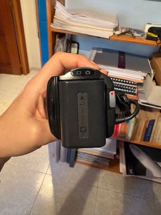 Cámara de vídeo Sony Handycam DCR-SX85