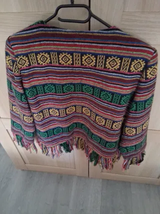 Chaqueta entretiempo étnica flecos