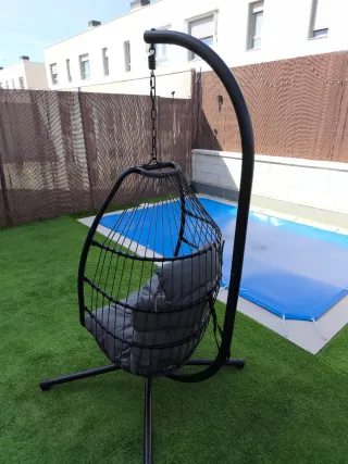 Silla Colgante Ariane Gris Oscuro para jardín