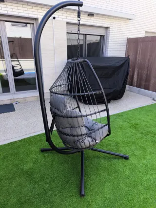 Silla Colgante Ariane Gris Oscuro para jardín