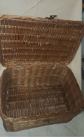 Cesta Mimbre Natural Asa y Cierre