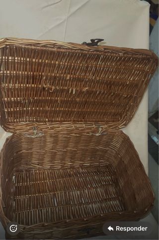 Cesta Mimbre Natural Asa y Cierre