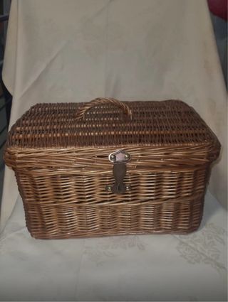 Cesta Mimbre Natural Asa y Cierre