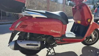 Tipo vespa Kymco Like 125cc Scooter Roja