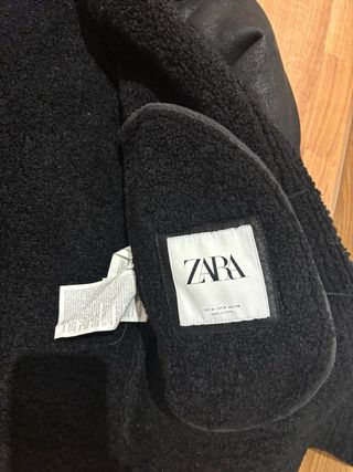 Cazadora borrego Zara negra