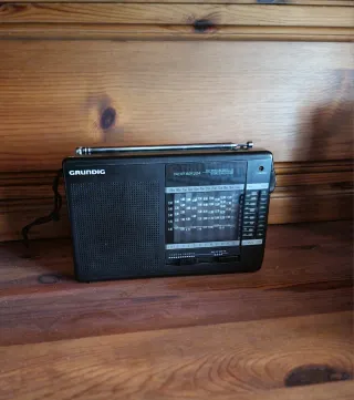 Radio Grundig Yacht Boy 204