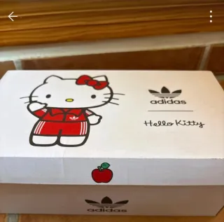 Edicion limitada Hello Kitty 50 aniversario.