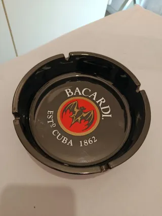 Cenicero Bacardi Cuba 1862